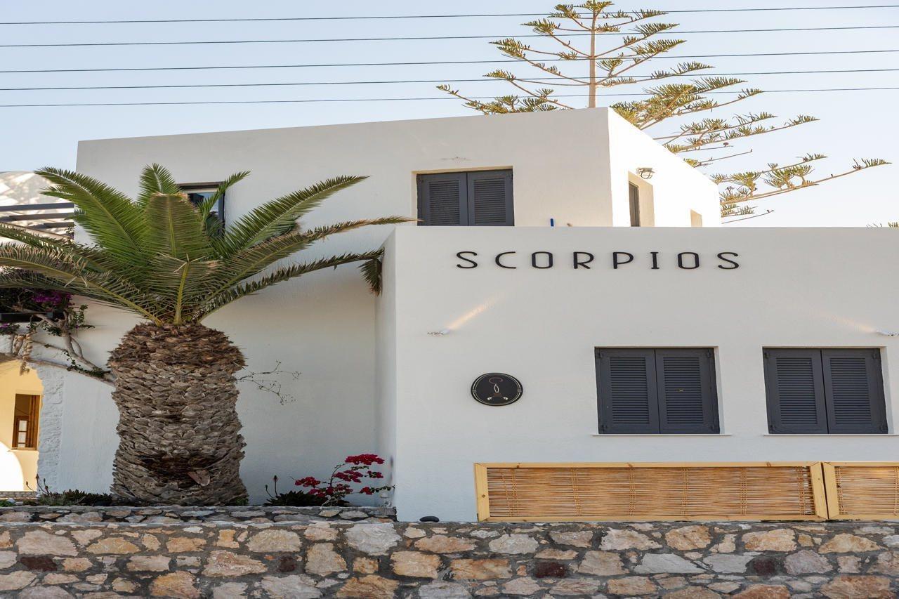 Scorpios Sea Side Hotel Pire Dış mekan fotoğraf